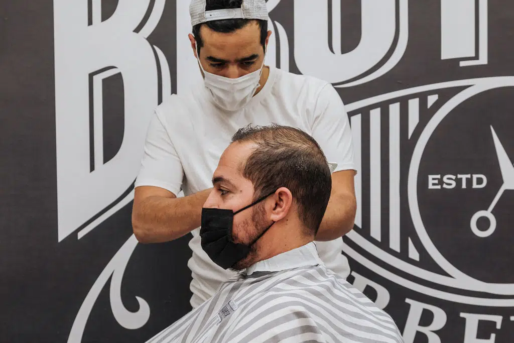 coso-real-brothers-barber-shop-huesca